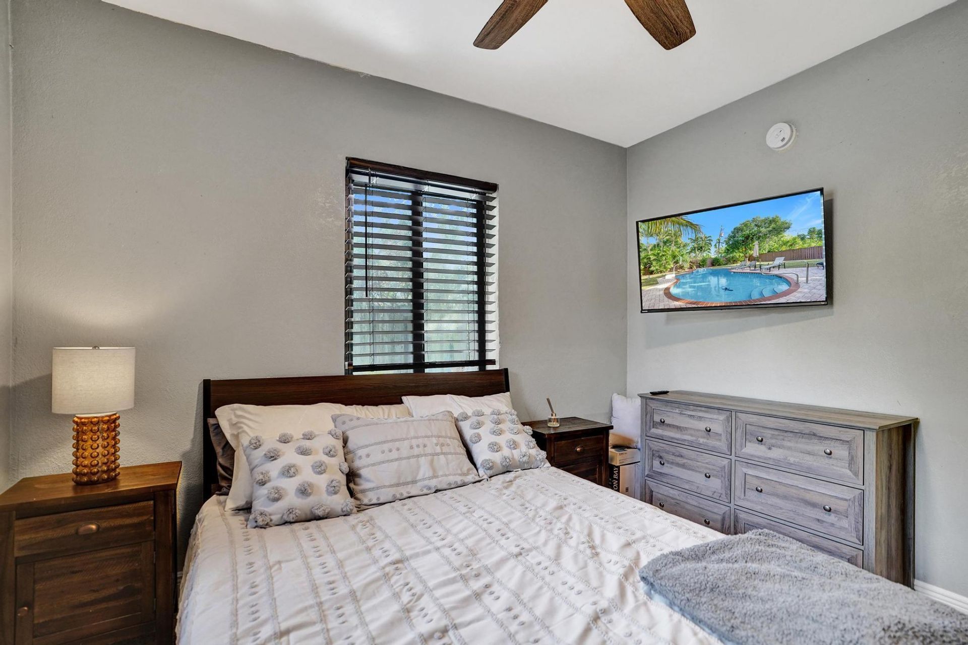 1728 NE 17th Terrace, Fort Lauderdale, FL 33305 Photo