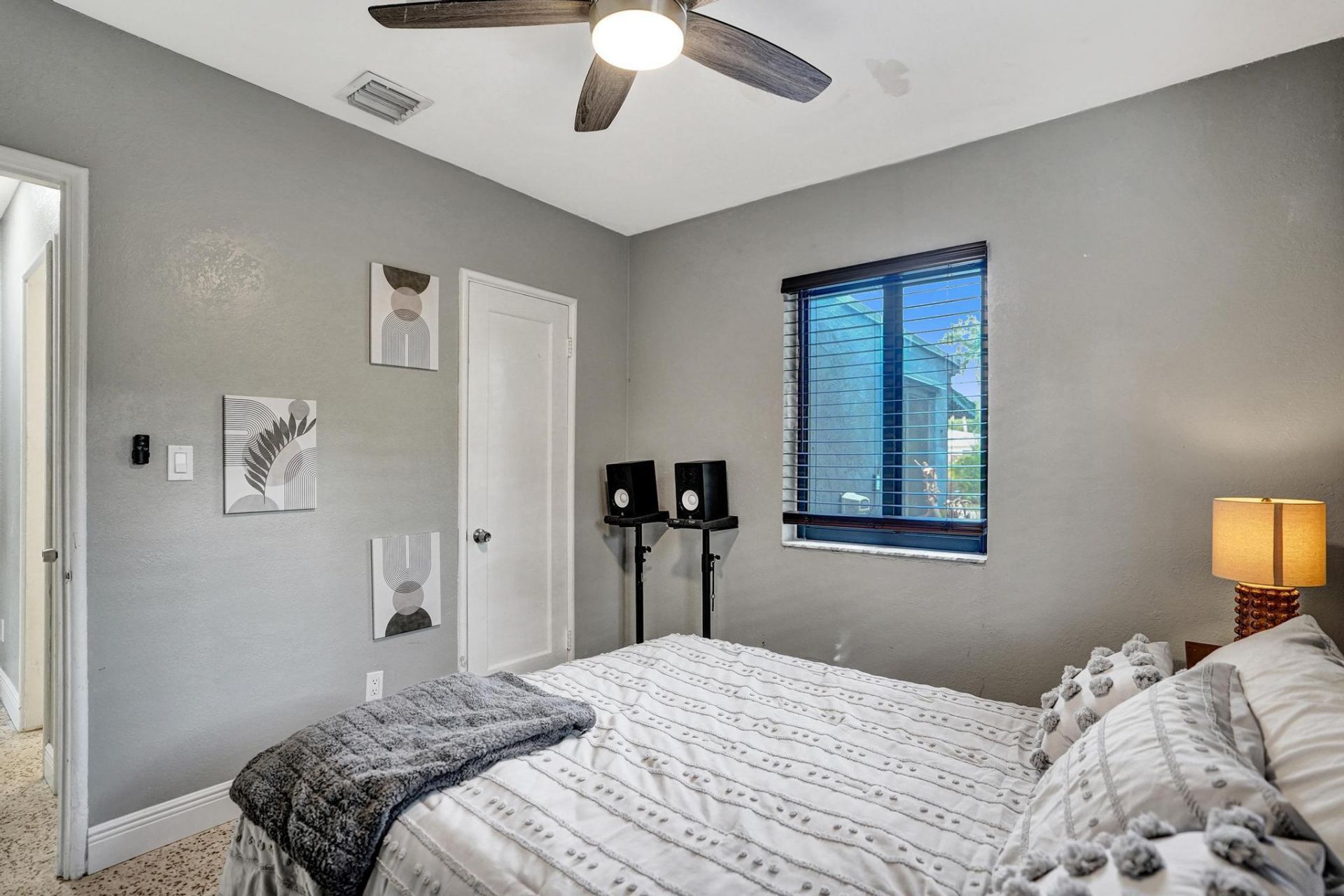 1728 NE 17th Terrace, Fort Lauderdale, FL 33305 Photo