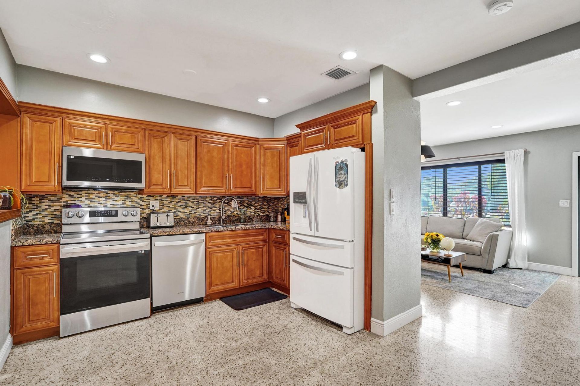 1728 NE 17th Terrace, Fort Lauderdale, FL 33305 Photo