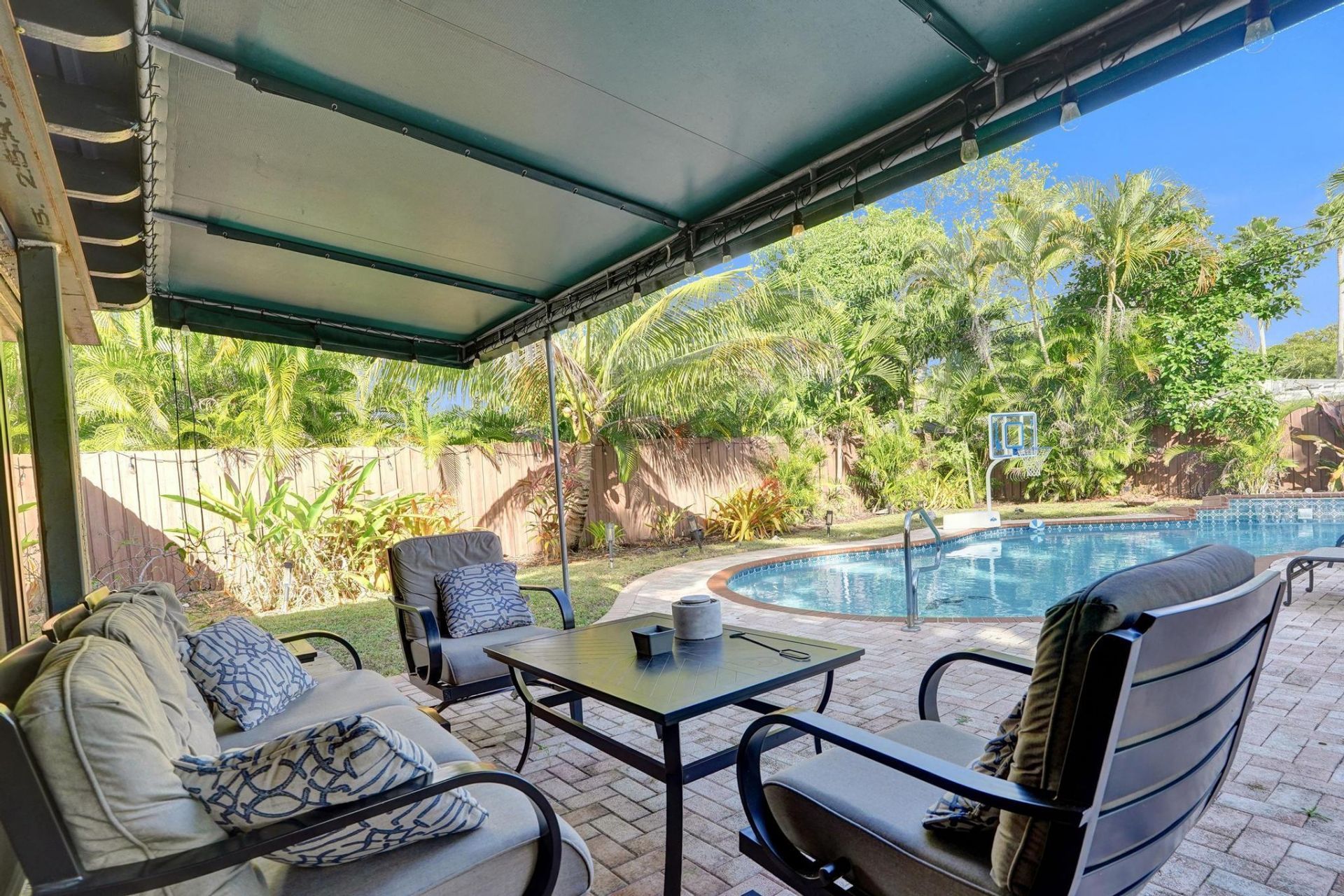 1728 NE 17th Terrace, Fort Lauderdale, FL 33305 Photo