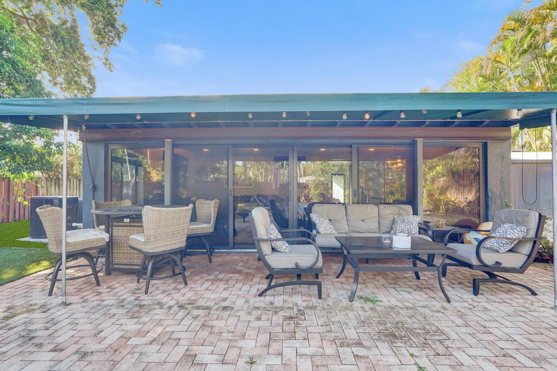 1728 NE 17th Terrace, Fort Lauderdale, FL 33305 Photo