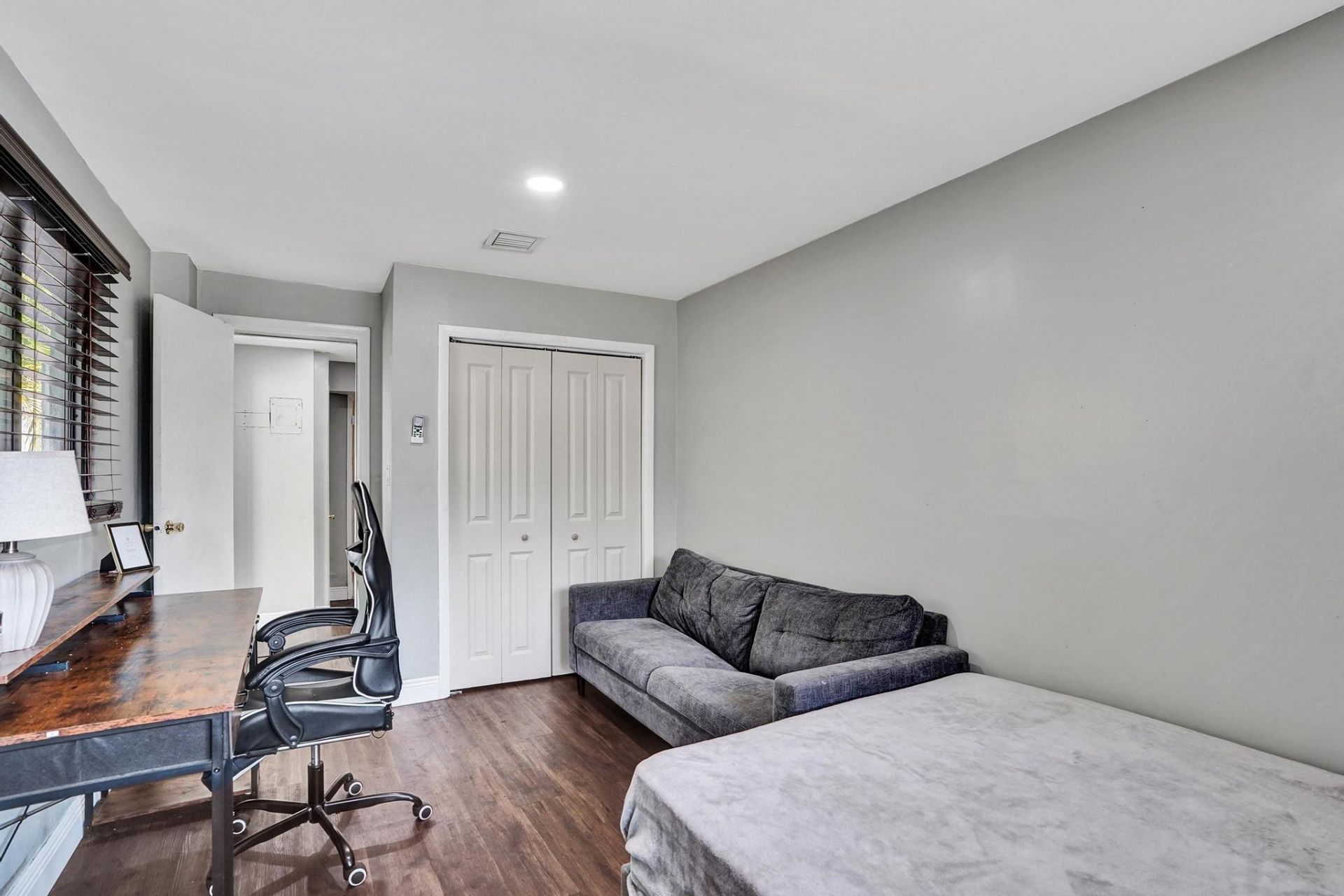 1728 NE 17th Terrace, Fort Lauderdale, FL 33305 Photo