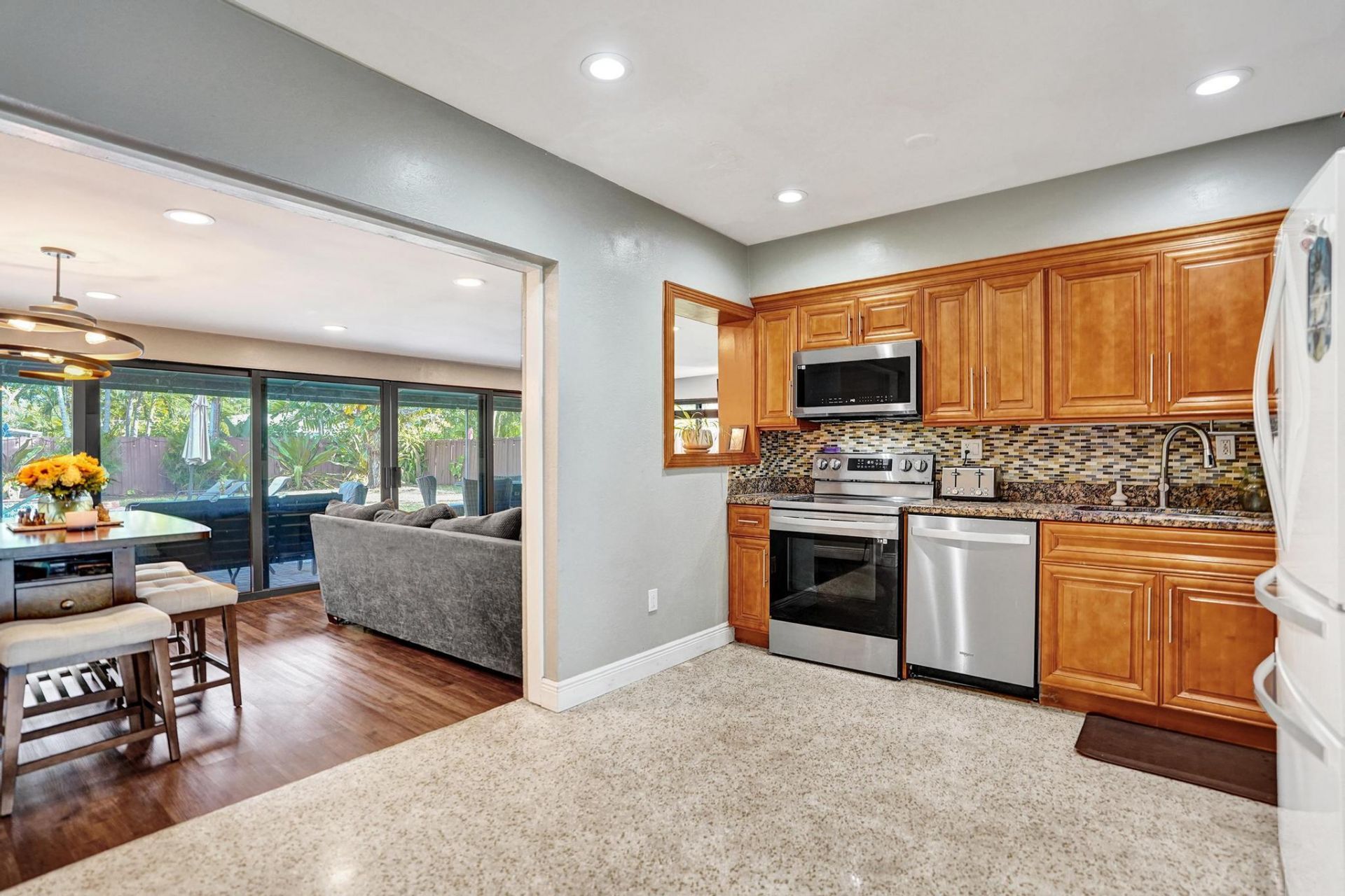 1728 NE 17th Terrace, Fort Lauderdale, FL 33305 Photo