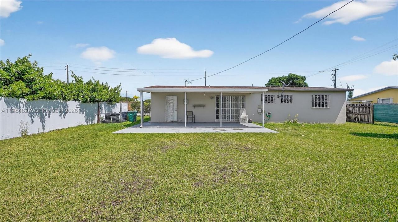 22300 SW 109th Ave, Miami, FL 33170 Photo