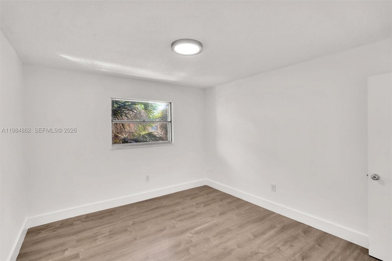 4335 NW South Tamiami Canal Dr , Unit 304, Miami, FL 33126 Photo