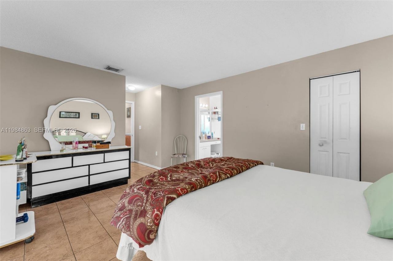 14307 SW 165th St , Miami, FL 33177 Photo