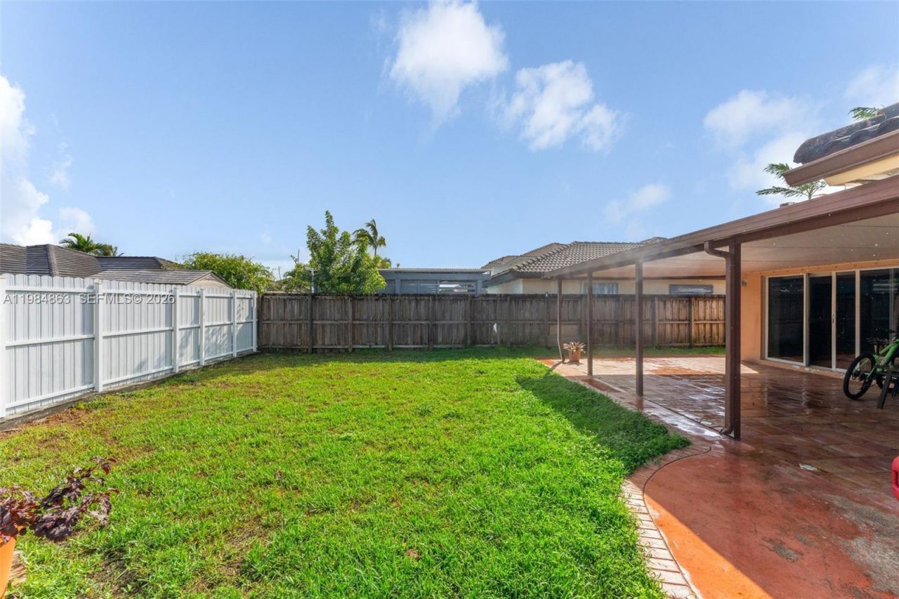 14307 SW 165th St , Miami, FL 33177 Photo