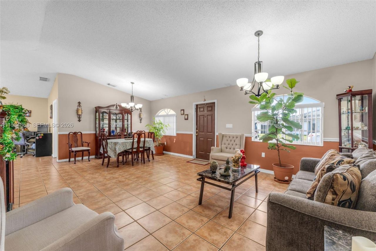 14307 SW 165th St , Miami, FL 33177 Photo