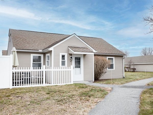 76 Kelley Rd, Unit 76, Chicopee, MA 01022