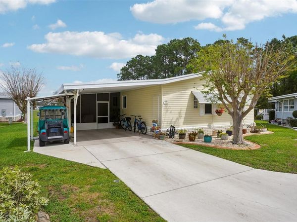 122 TAMARISK WAY , LEESBURG, FL 34748