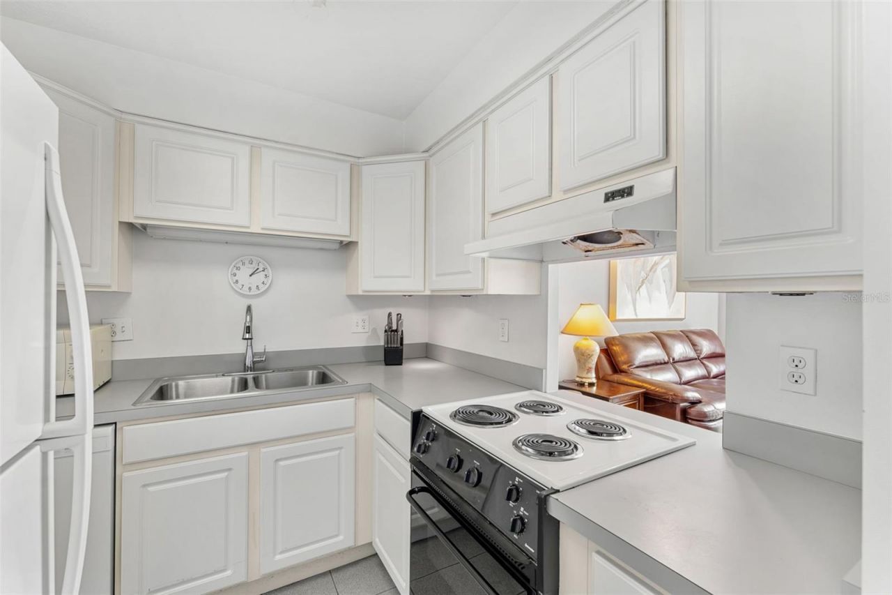 3190 N Atlantic Avenue , Unit 124, Cocoa Beach, FL 32931 Photo