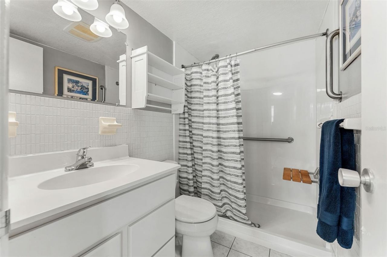 3190 N Atlantic Avenue , Unit 124, Cocoa Beach, FL 32931 Photo