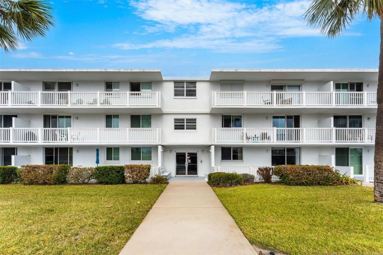 3190 N Atlantic Avenue , Unit 124, Cocoa Beach, FL 32931 Photo