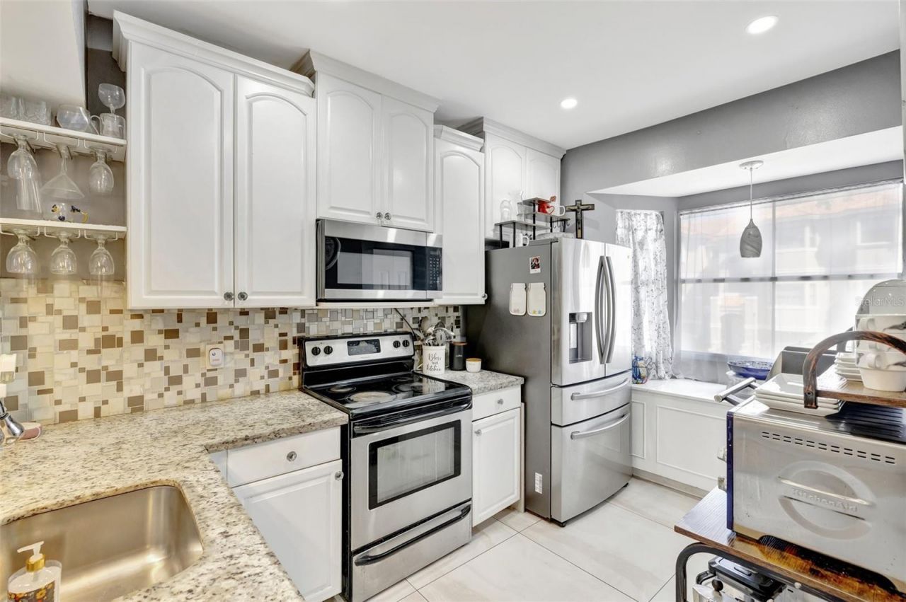 12662 NW 14th Street, Sunrise, FL 33323 Photo