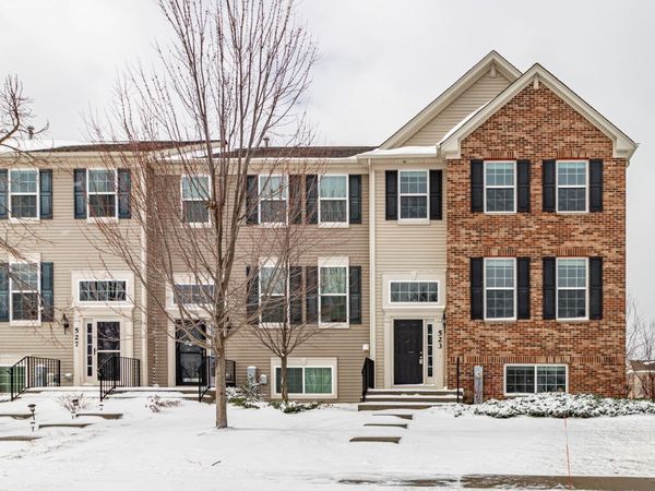 523 Town Center Boulevard , Gilberts, IL 60136