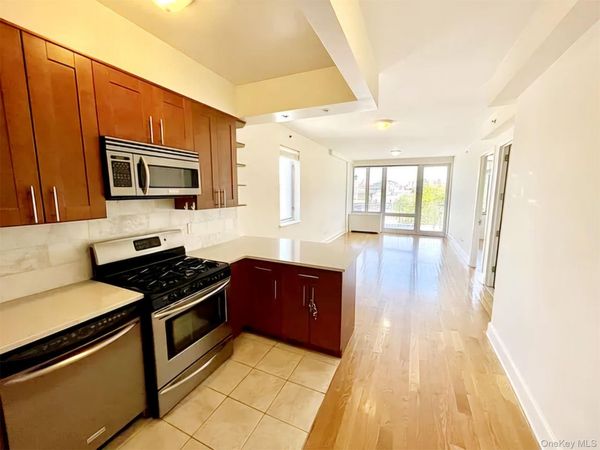 26-38 28 Street , Unit C3, Astoria, NY 11102