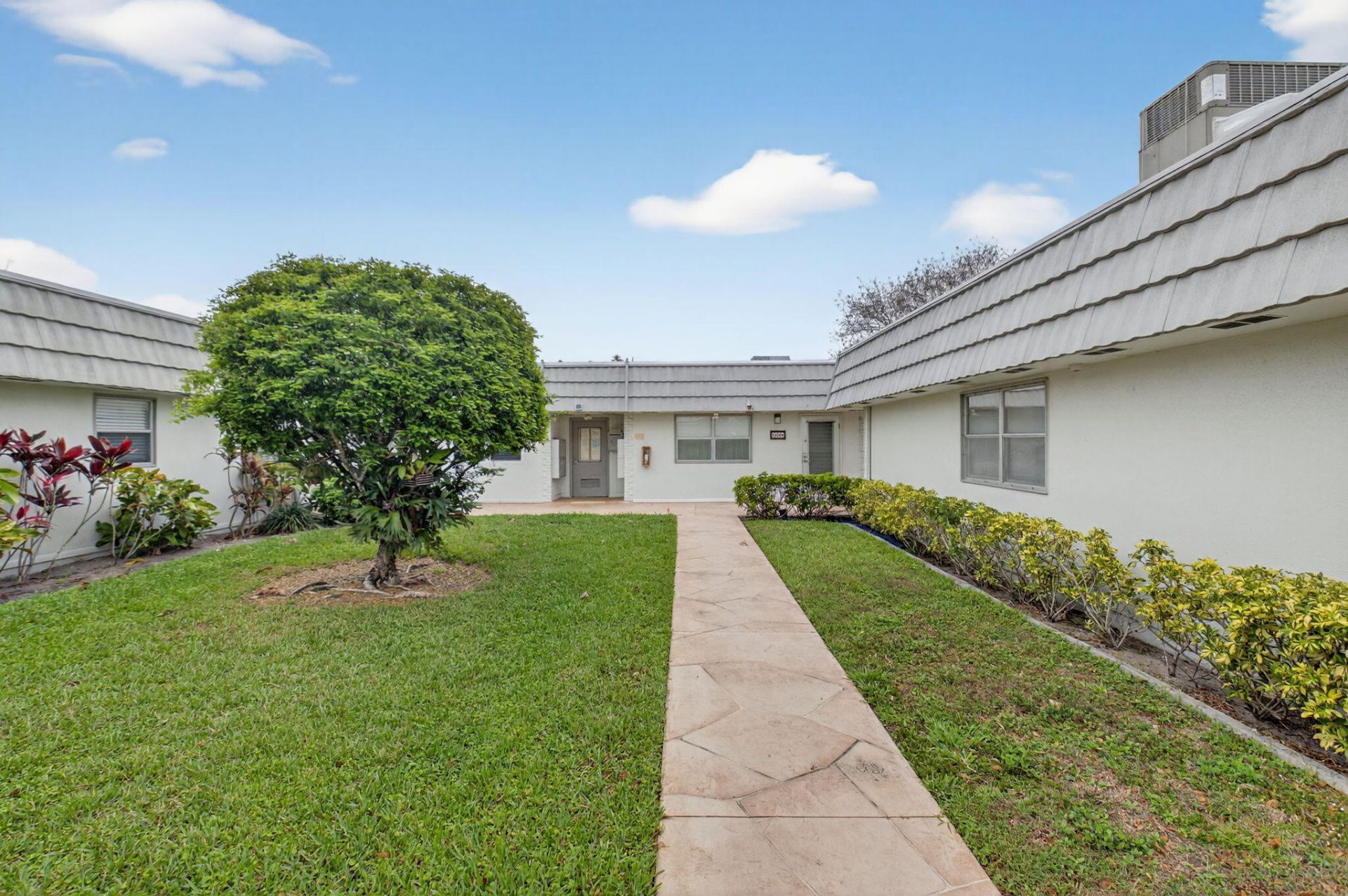 158 Valencia G, Delray Beach, FL 33446 Photo