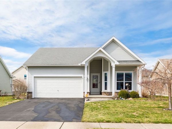 81 Falkirk Place, Rochester, NY 14612