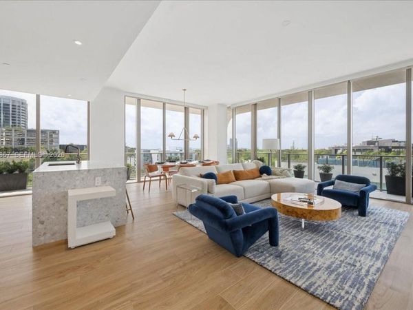 2678 Tigertail Ave, Unit 501, Miami, FL 33133