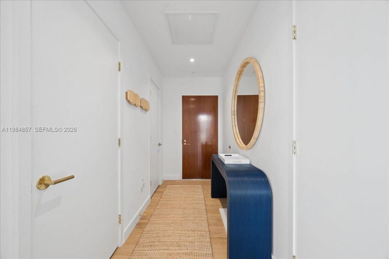 2678 Tigertail Ave , Unit 501, Miami, FL 33133 Photo