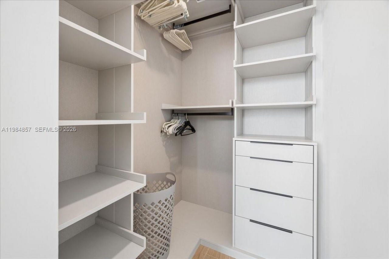 2678 Tigertail Ave , Unit 501, Miami, FL 33133 Photo