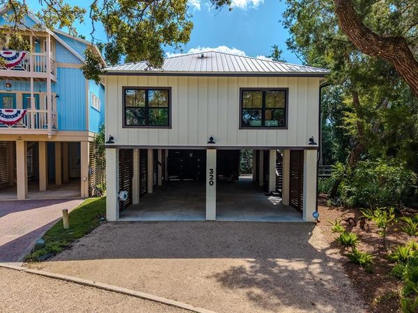 320 NE Lisette Ln, Steinhatchee, FL 32359