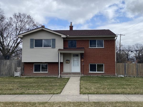 8129 Clippert Street, Taylor, MI 48180