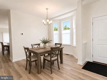 625 FOUNTAIN VIEW CIRCLE, ALLENTOWN, PA 18104