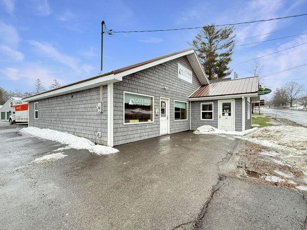 38 Moosehead Lake Road , Greenville, ME 04441