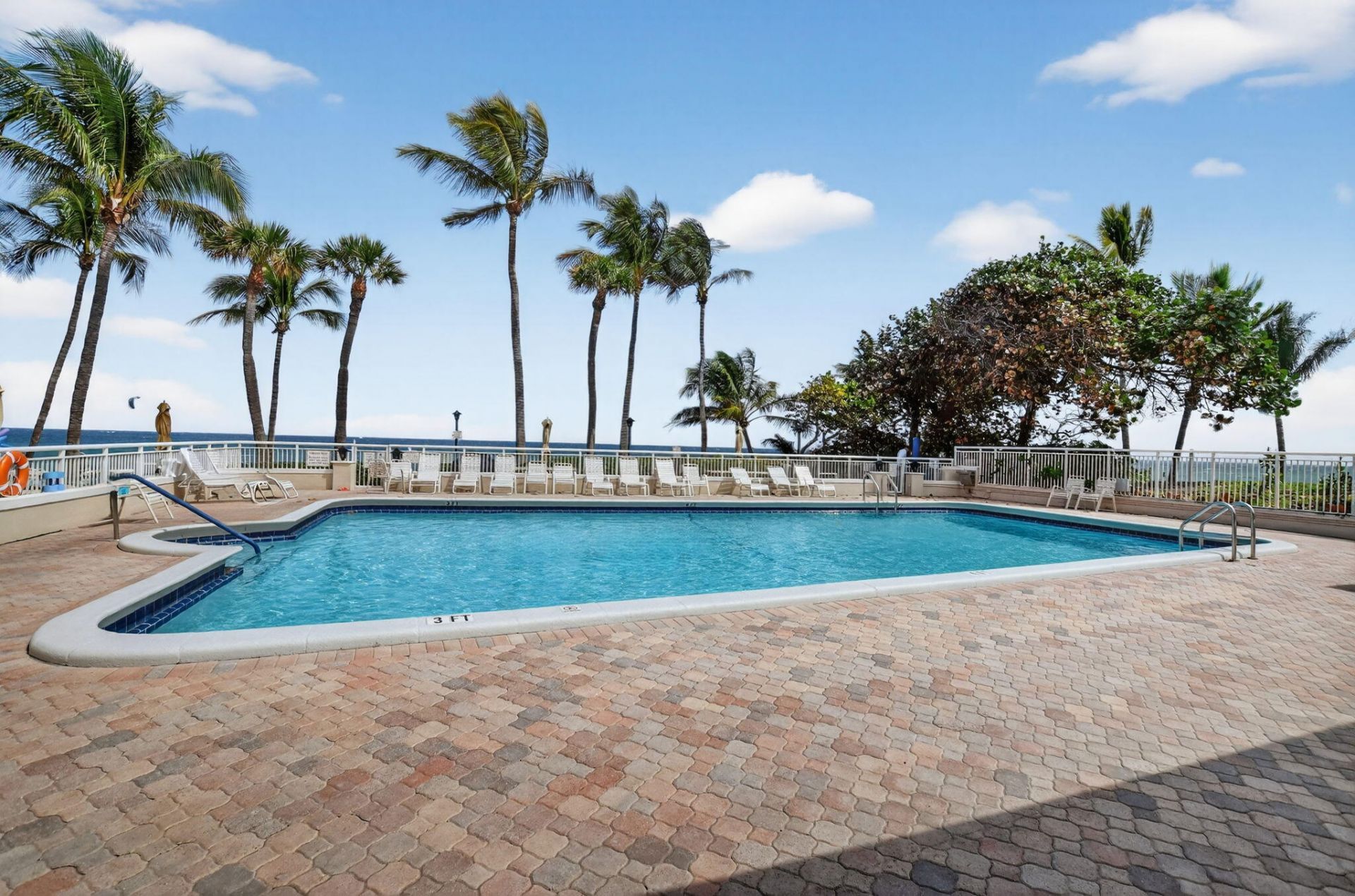 1050 Hillsboro Mile Hillsboro Mile, Unit 602w, Hillsboro Beach, FL 33062 Photo