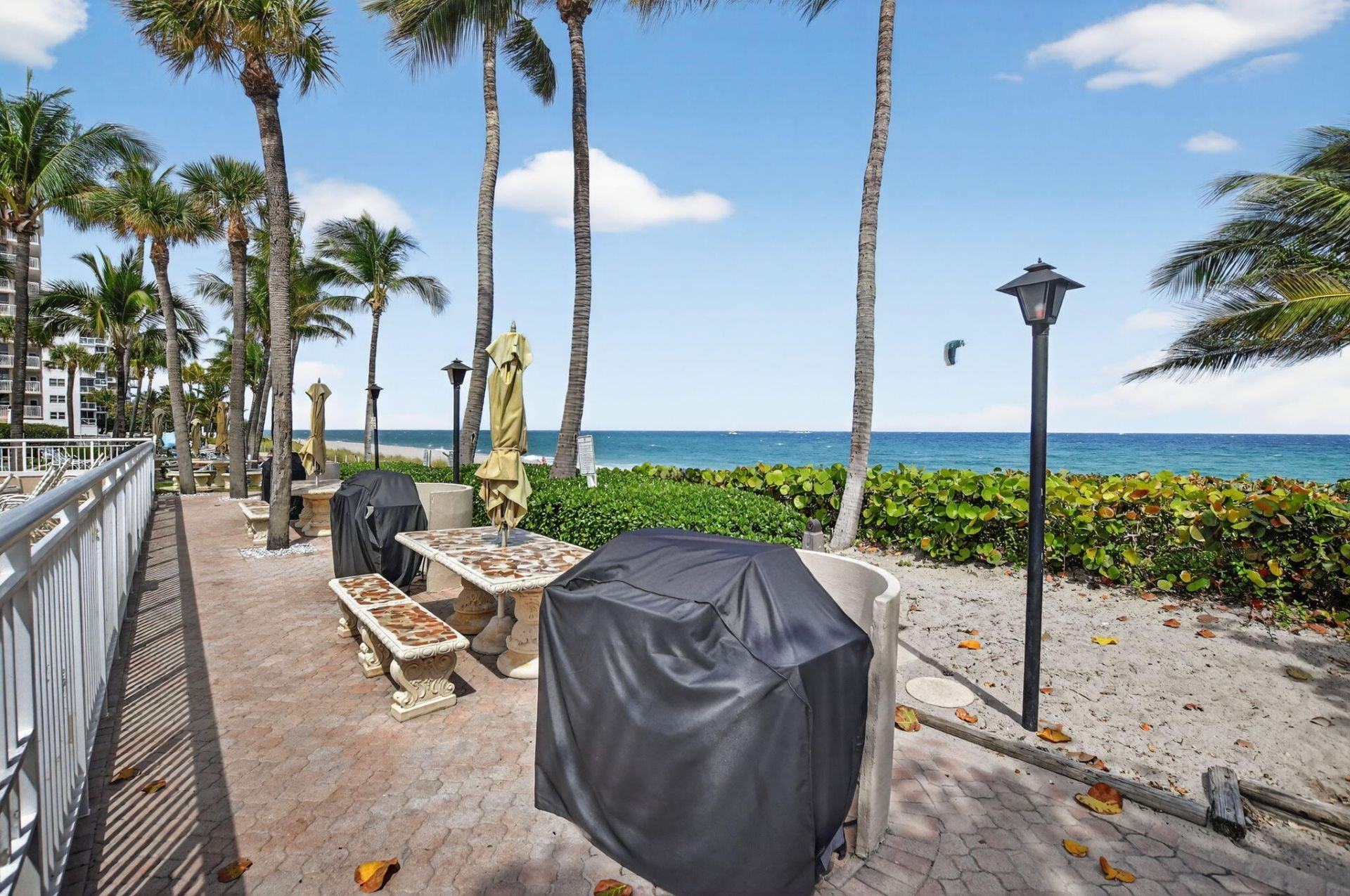 1050 Hillsboro Mile Hillsboro Mile, Unit 602w, Hillsboro Beach, FL 33062 Photo