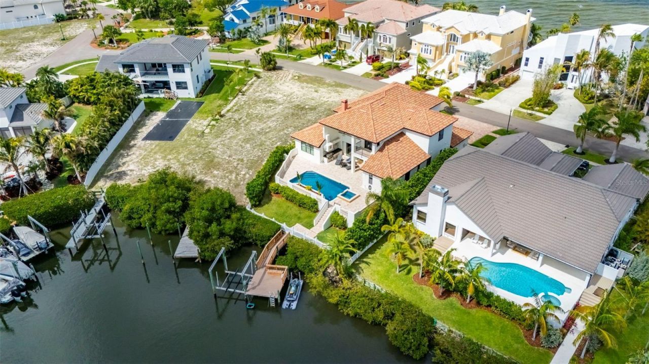 912 Symphony Beach Lane, Apollo Beach, FL 33572 Photo