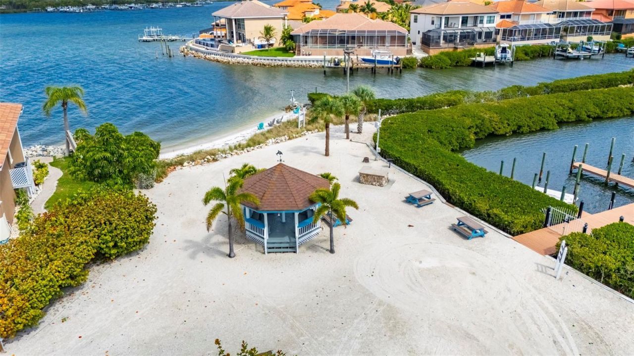 912 Symphony Beach Lane, Apollo Beach, FL 33572 Photo