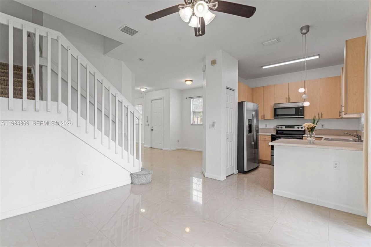 2109 NE 3rd Ct , Homestead, FL 33033 Photo