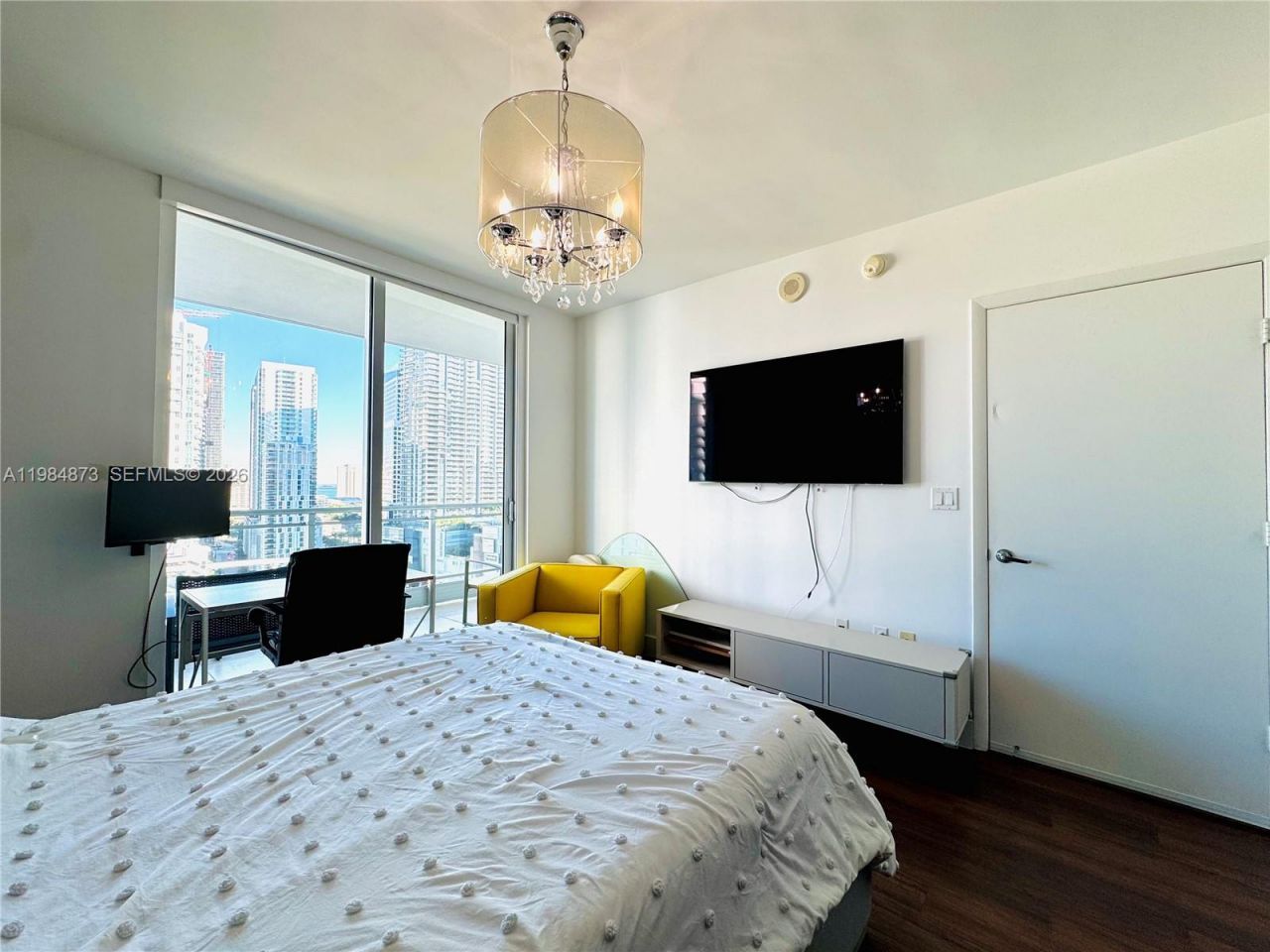 92 SW 3rd St , Unit 2112, Miami, FL 33130 Photo