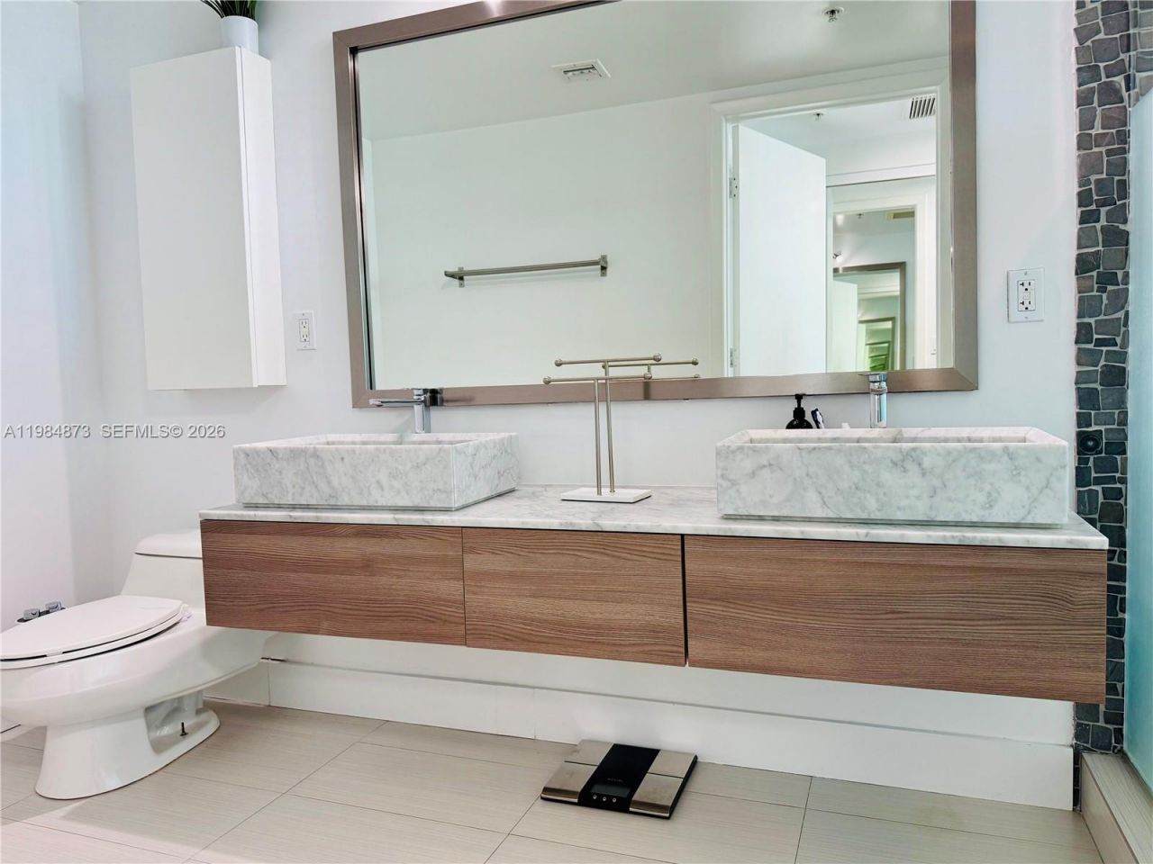 92 SW 3rd St , Unit 2112, Miami, FL 33130 Photo