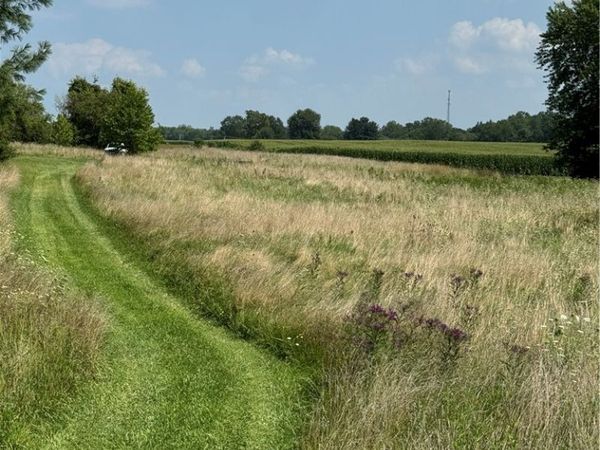 Cemetery Road, Burbank, OH 44214