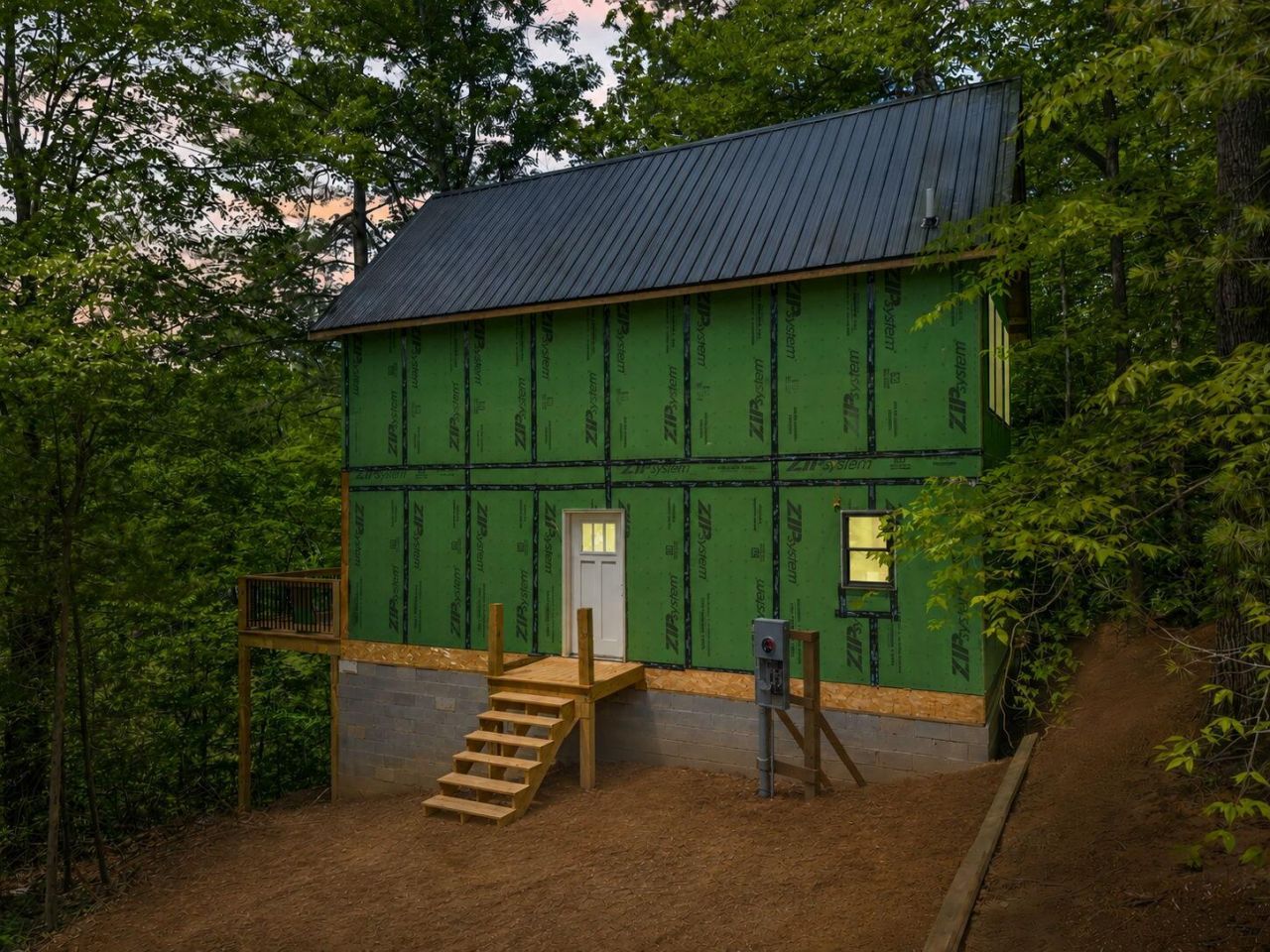 57 Middle Ridge Road, Campton, KY 41301