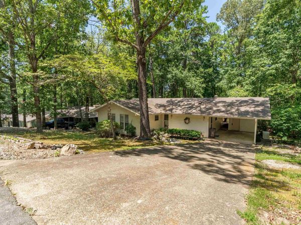 88 Arias Way, Hot Springs Village, AR 71909