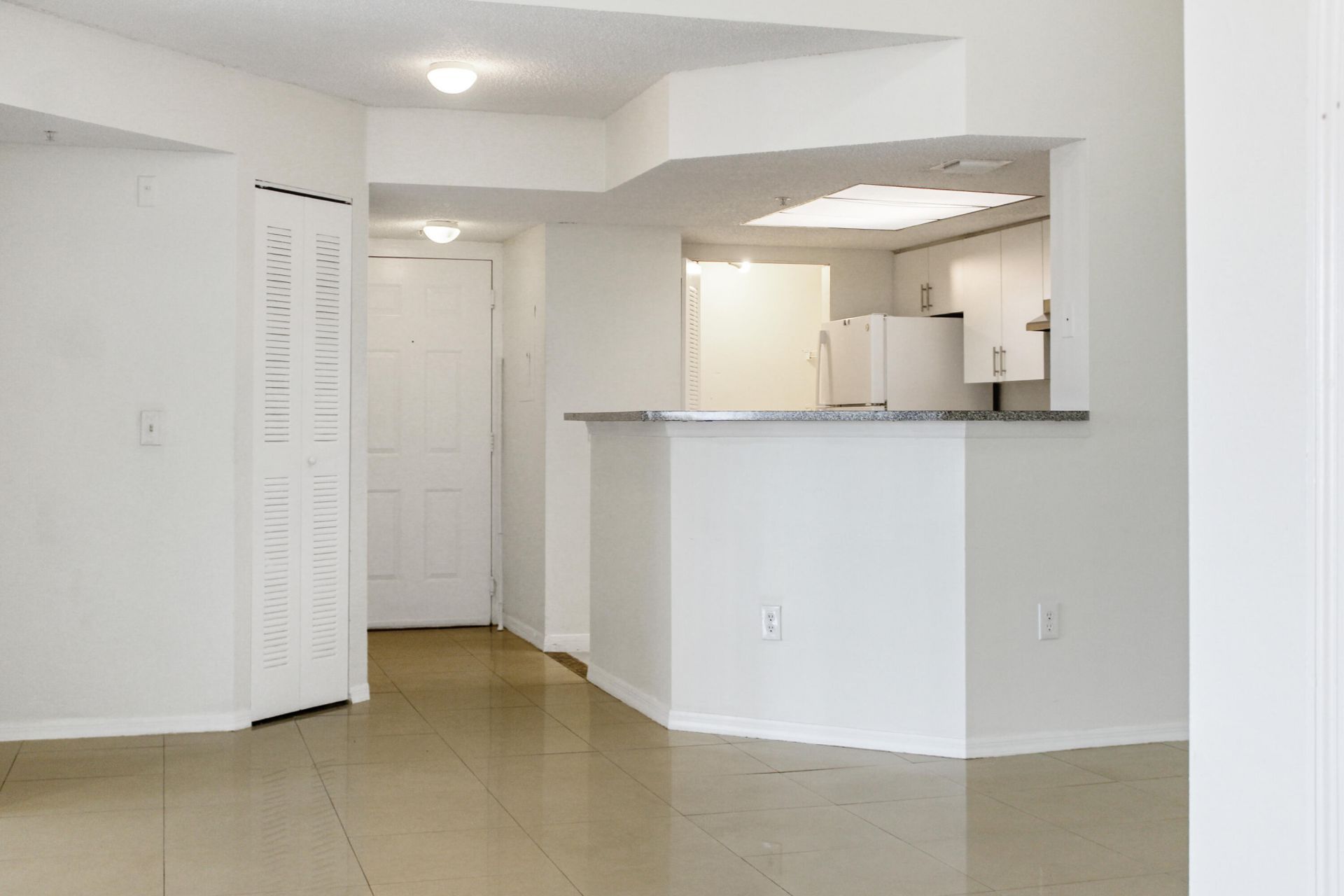 5065 Wiles Road, Unit 307, Coconut Creek, FL 33073 Photo