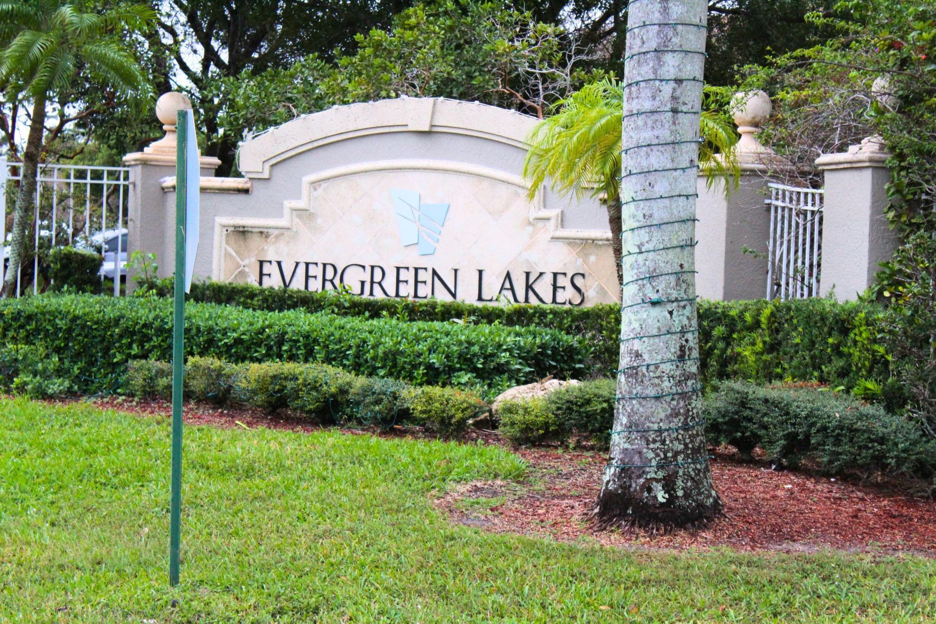 5065 Wiles Road, Unit 307, Coconut Creek, FL 33073 Photo