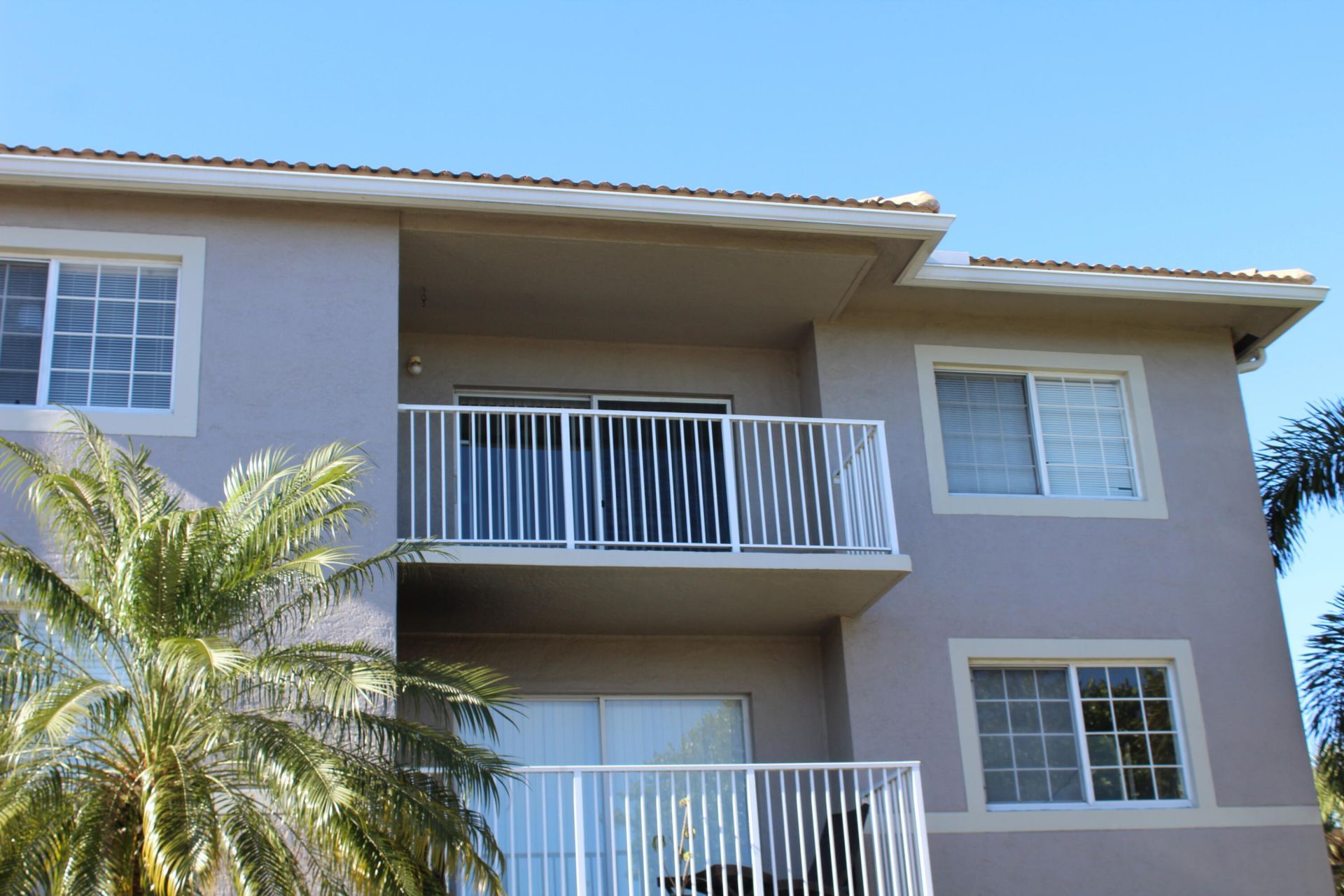 5065 Wiles Road, Unit 307, Coconut Creek, FL 33073 Photo