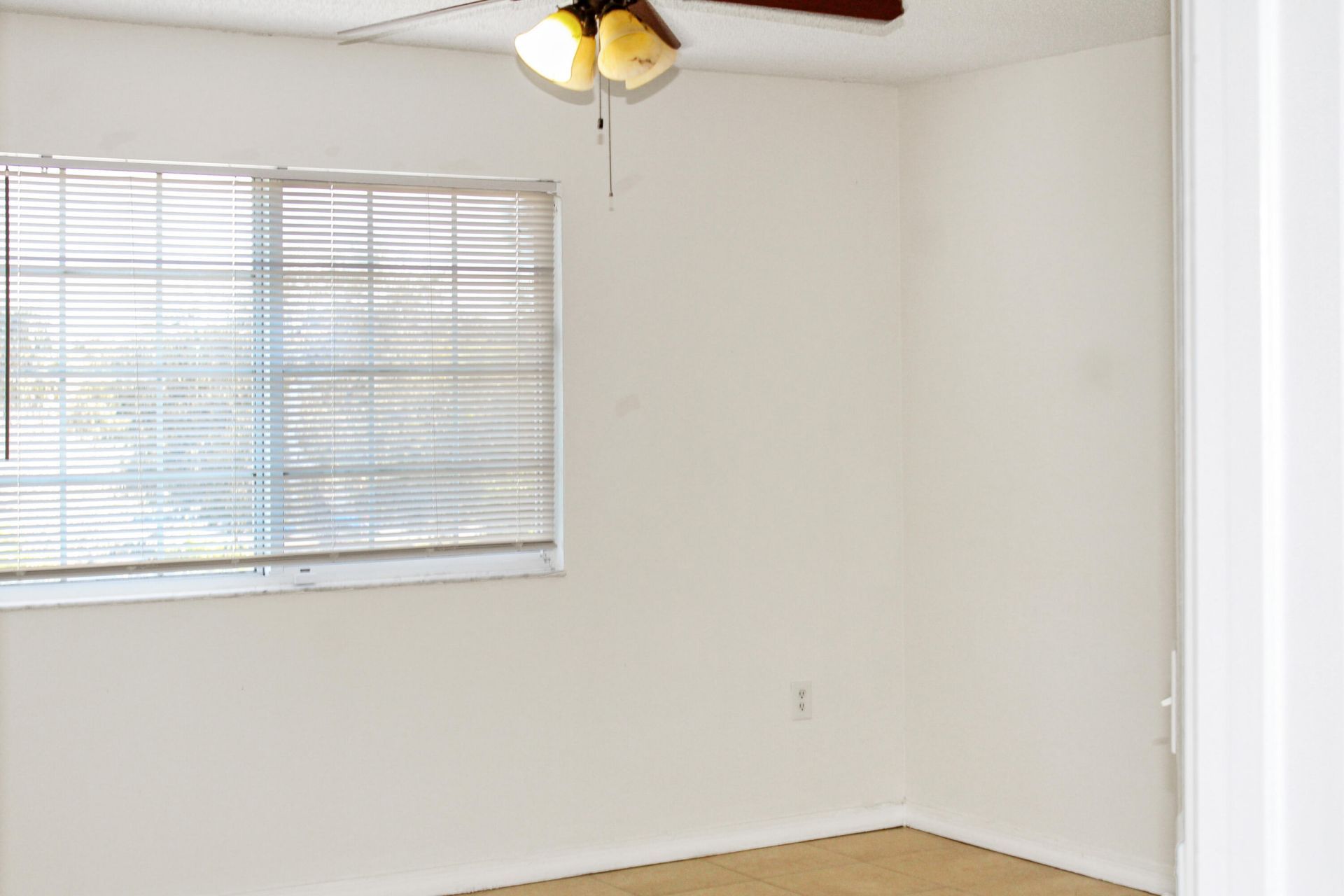 5065 Wiles Road, Unit 307, Coconut Creek, FL 33073 Photo