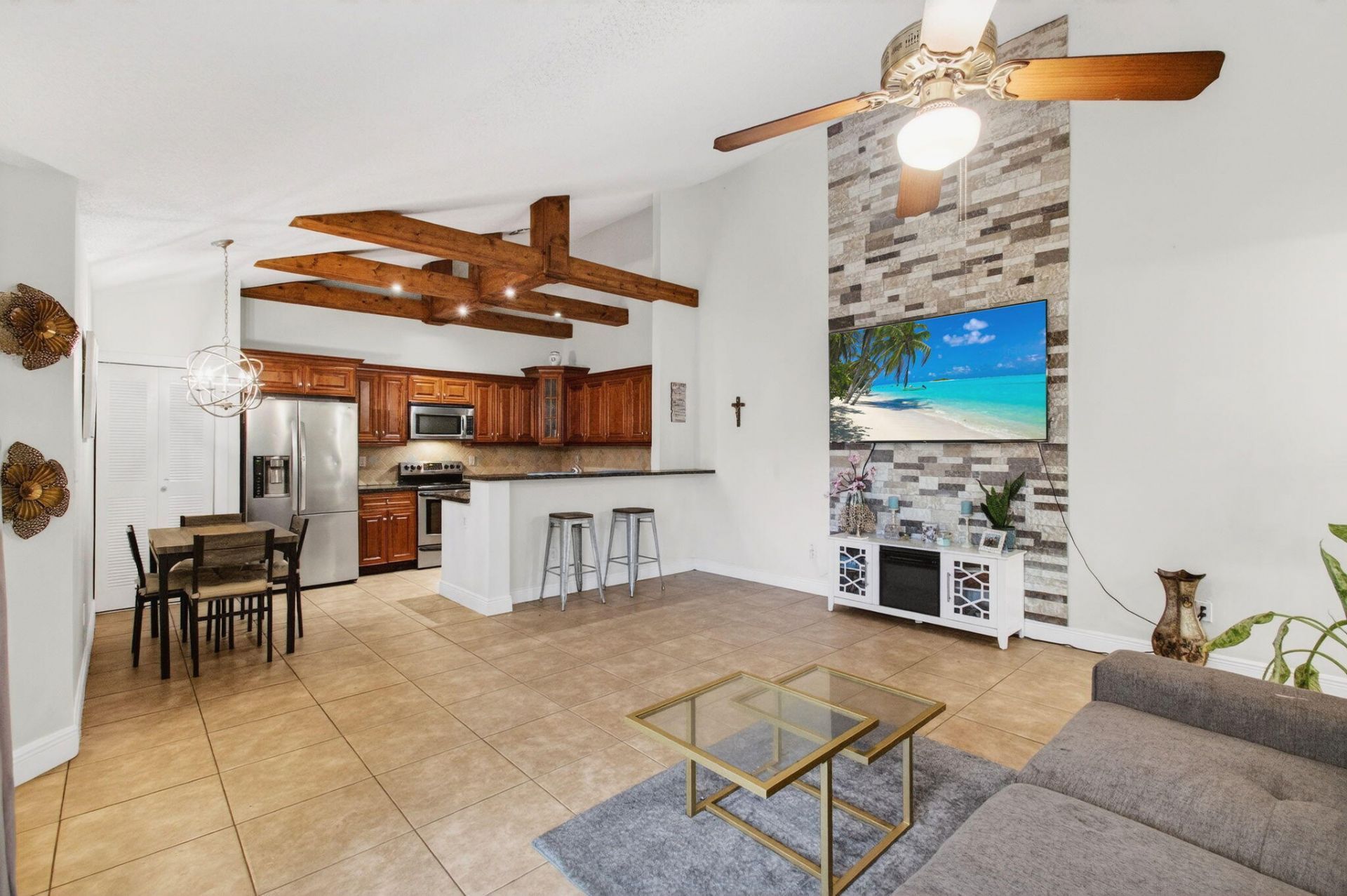 1057 Summit Trail Circle, Unit B, West Palm Beach, FL 33415 Photo