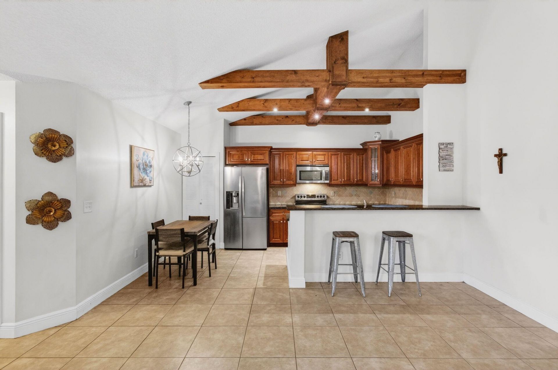 1057 Summit Trail Circle, Unit B, West Palm Beach, FL 33415 Photo