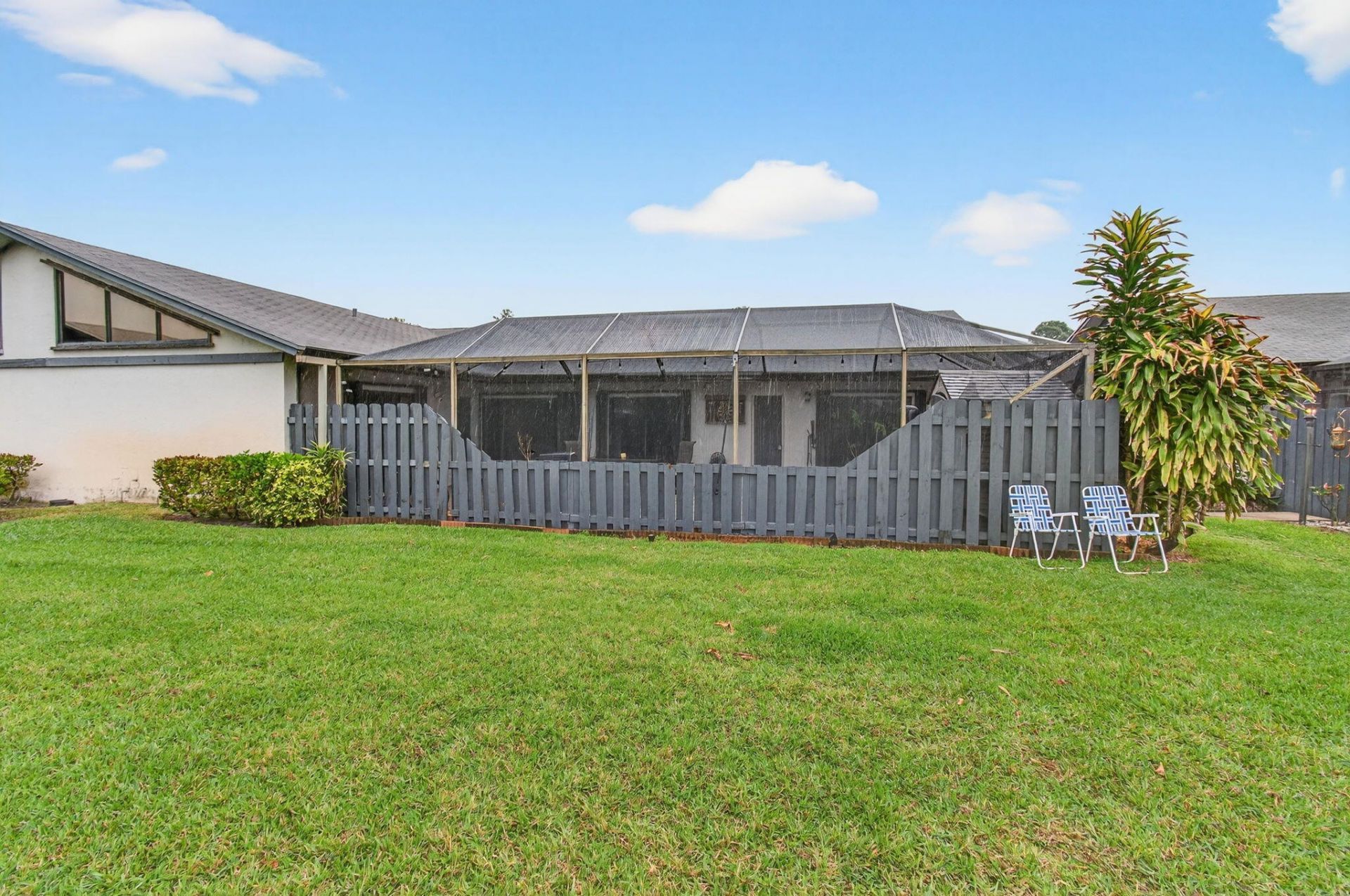 1057 Summit Trail Circle, Unit B, West Palm Beach, FL 33415 Photo