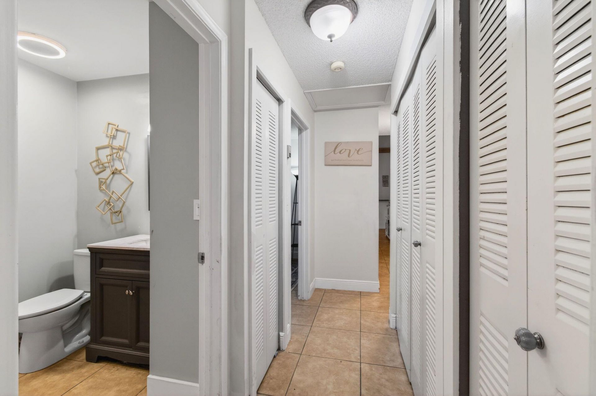 1057 Summit Trail Circle, Unit B, West Palm Beach, FL 33415 Photo