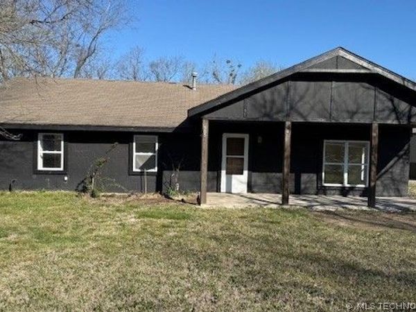 305 W Commercial Street , Inola, OK 74036