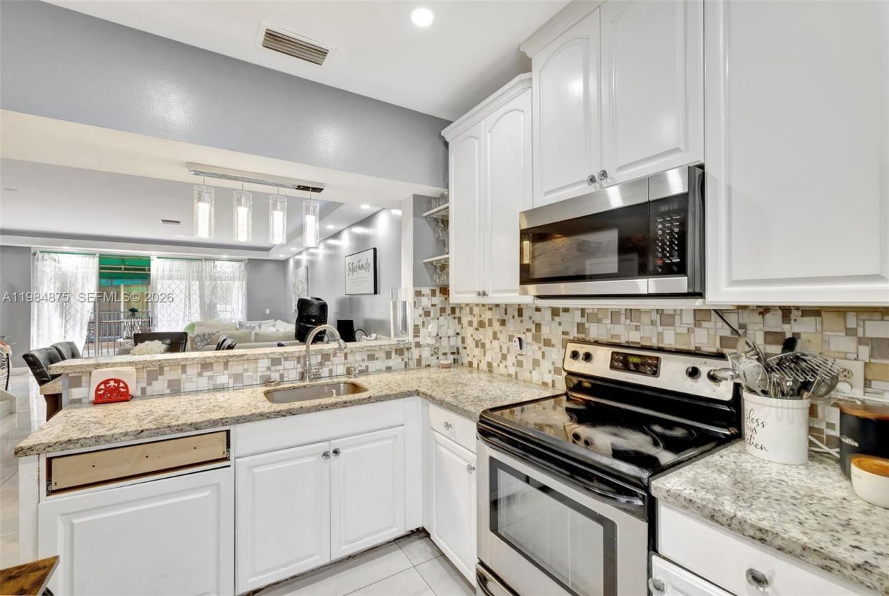 12662 NW 14th St , Sunrise, FL 33323 Photo