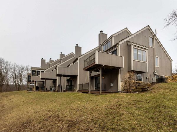 129 Plum Cove Drive, GALENA, IL 61036